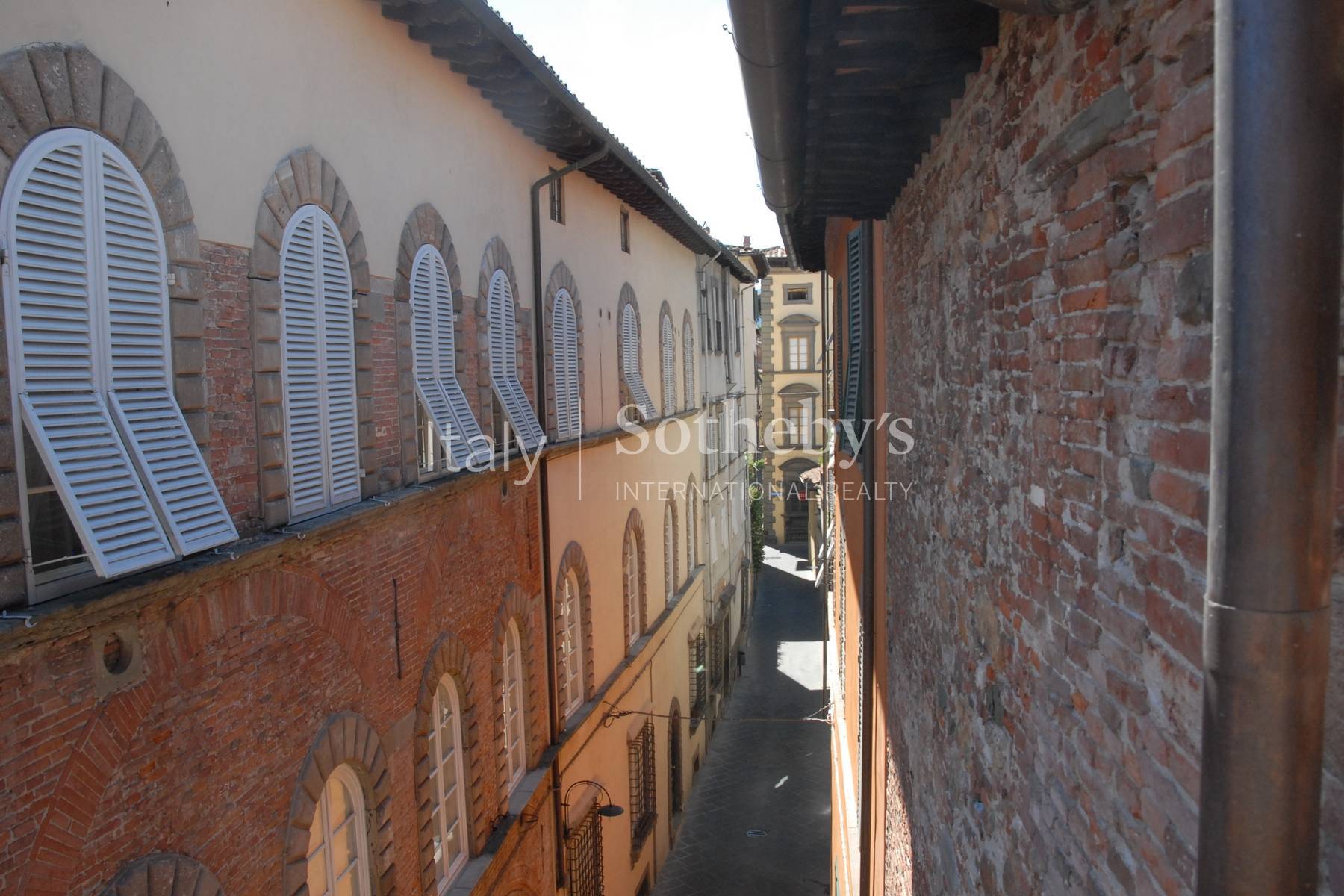 Bright apartment in the heart of Lucca - 13