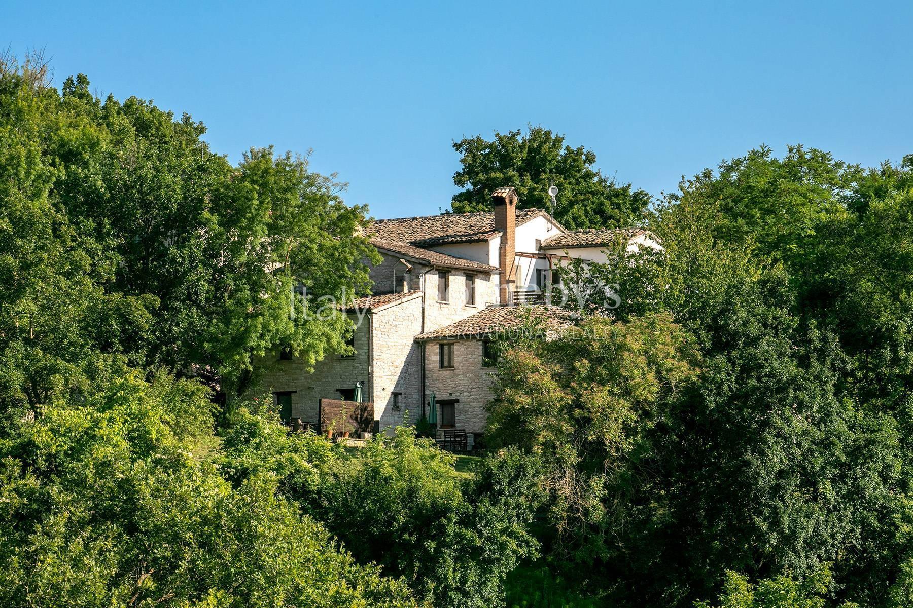 Agritourism with truffle farm in the enchanting landscape of Marche region - 39