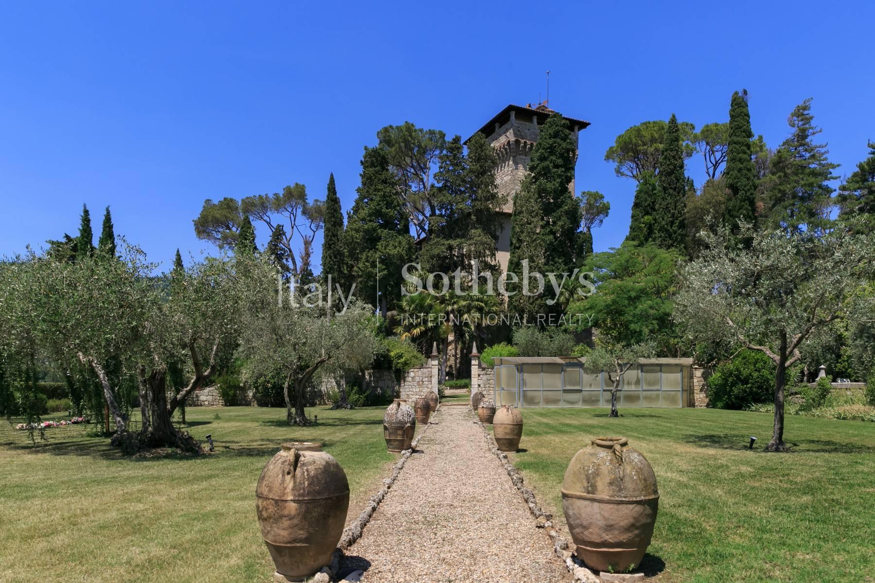 Rocca di Cetona, un'incantevole villa con vista mozzafiato - 4