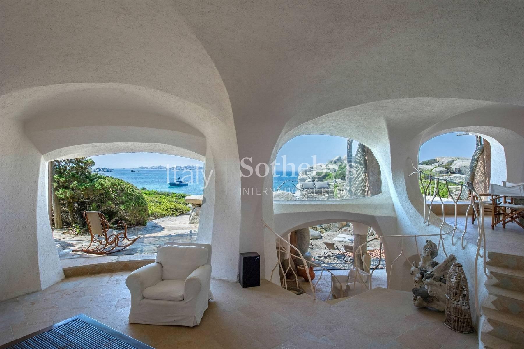 Cavallo Island, Corsica - Вилла у моря, дизайн архитектора Savin Couelle - 9