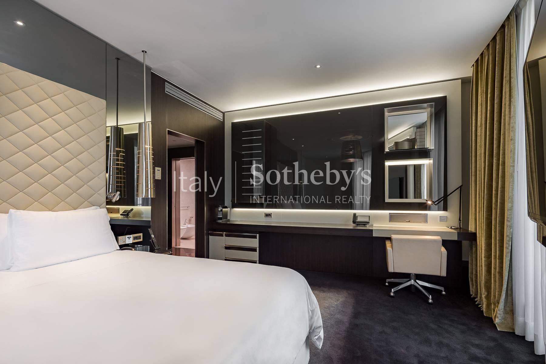Elegant apartments within the Hotel Gallia - 4