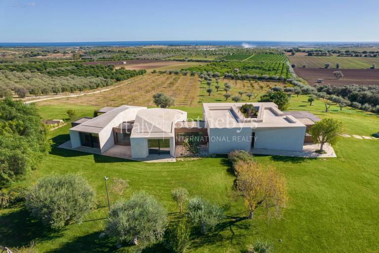 Siracusa, Sotheby’s Realty, Villas for sale in Italy