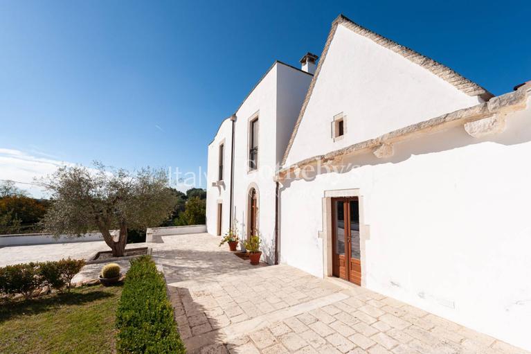 Puglia Italy real estate, luxury property for sale Puglia, Sotheby’s