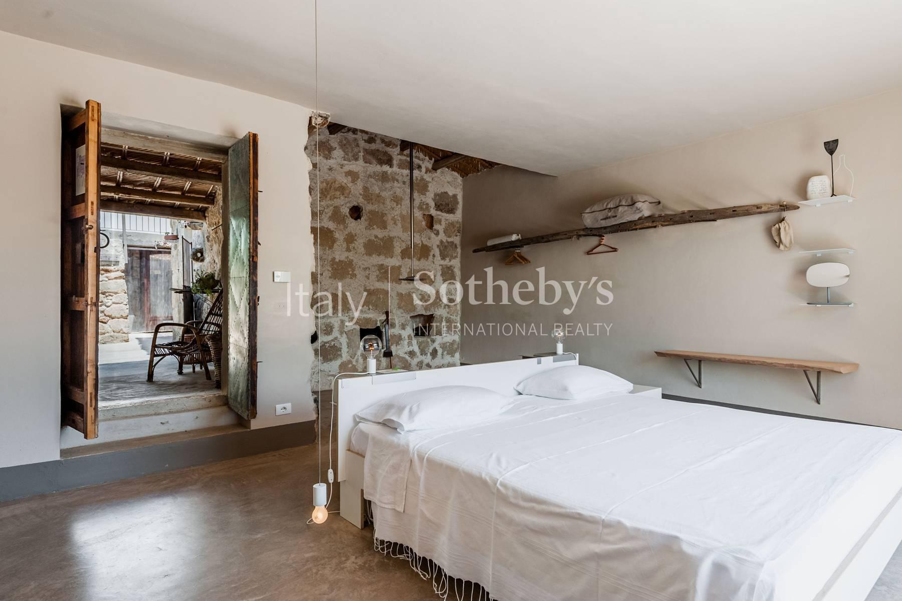 Antico casale con piscina, in vendita, Chiaramonte Gulfi | Sotheby’s Realty Italy - 15