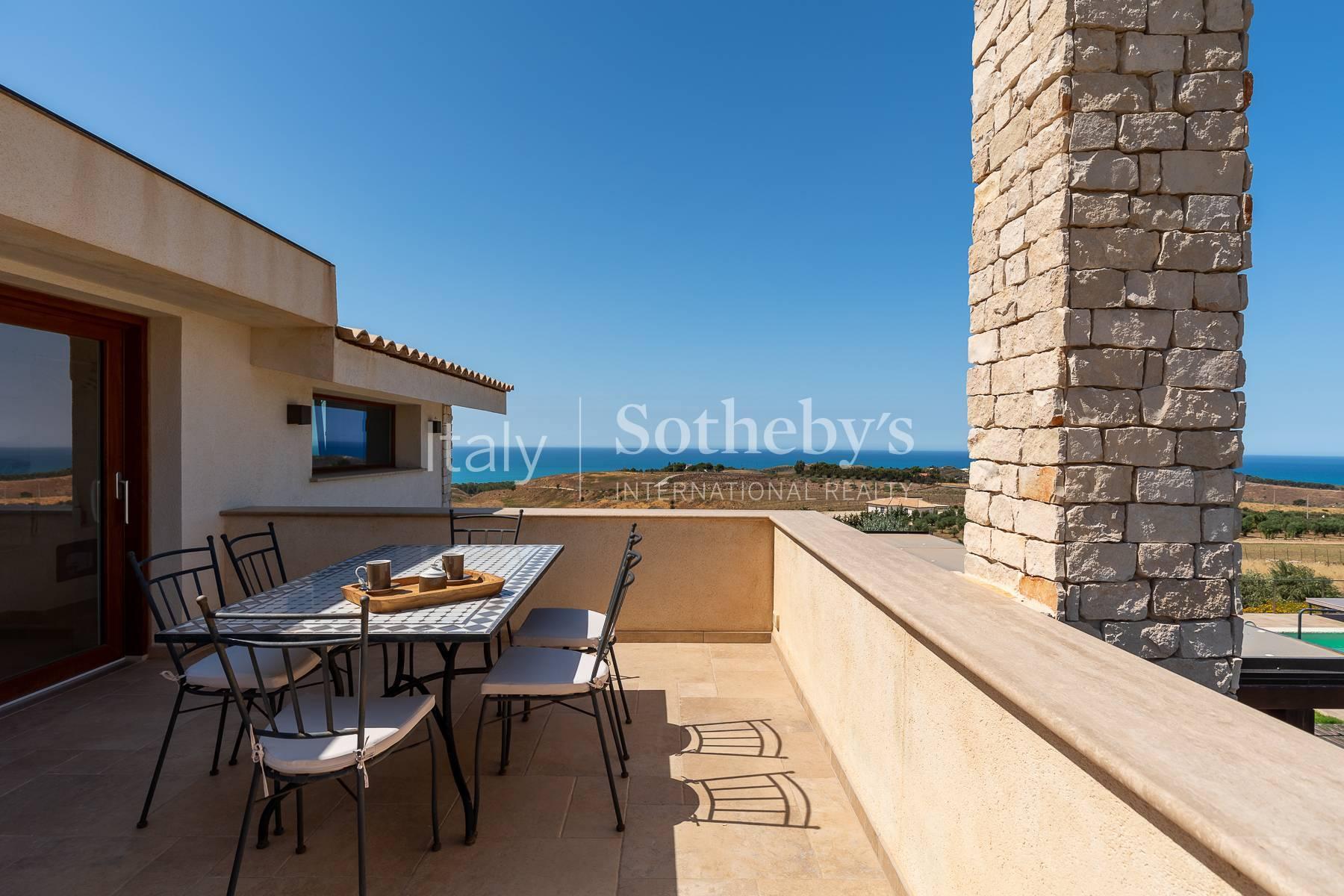 Exclusive villa with pool and Mediterranean sea view - 41