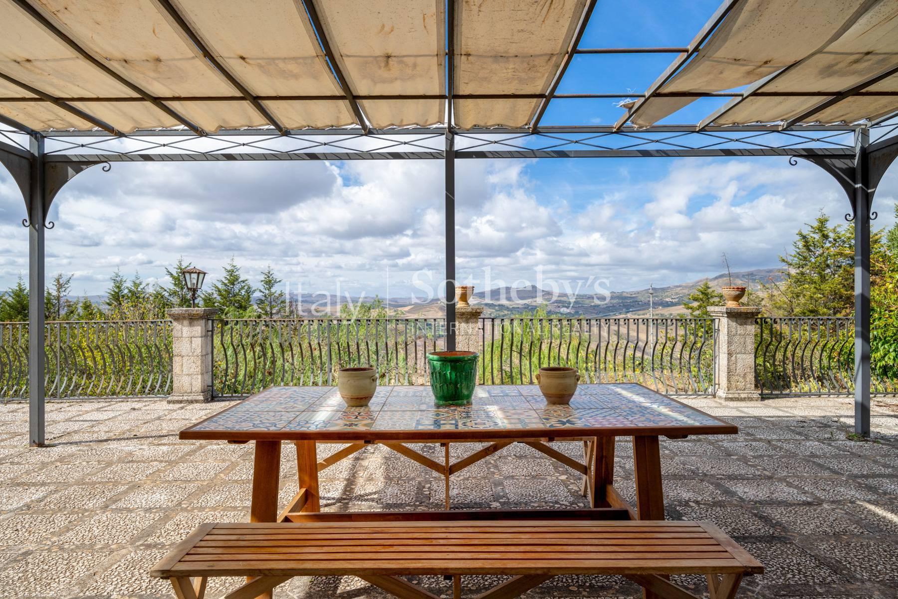 Sumptuous estate in the heart of the Madonie Park - 2