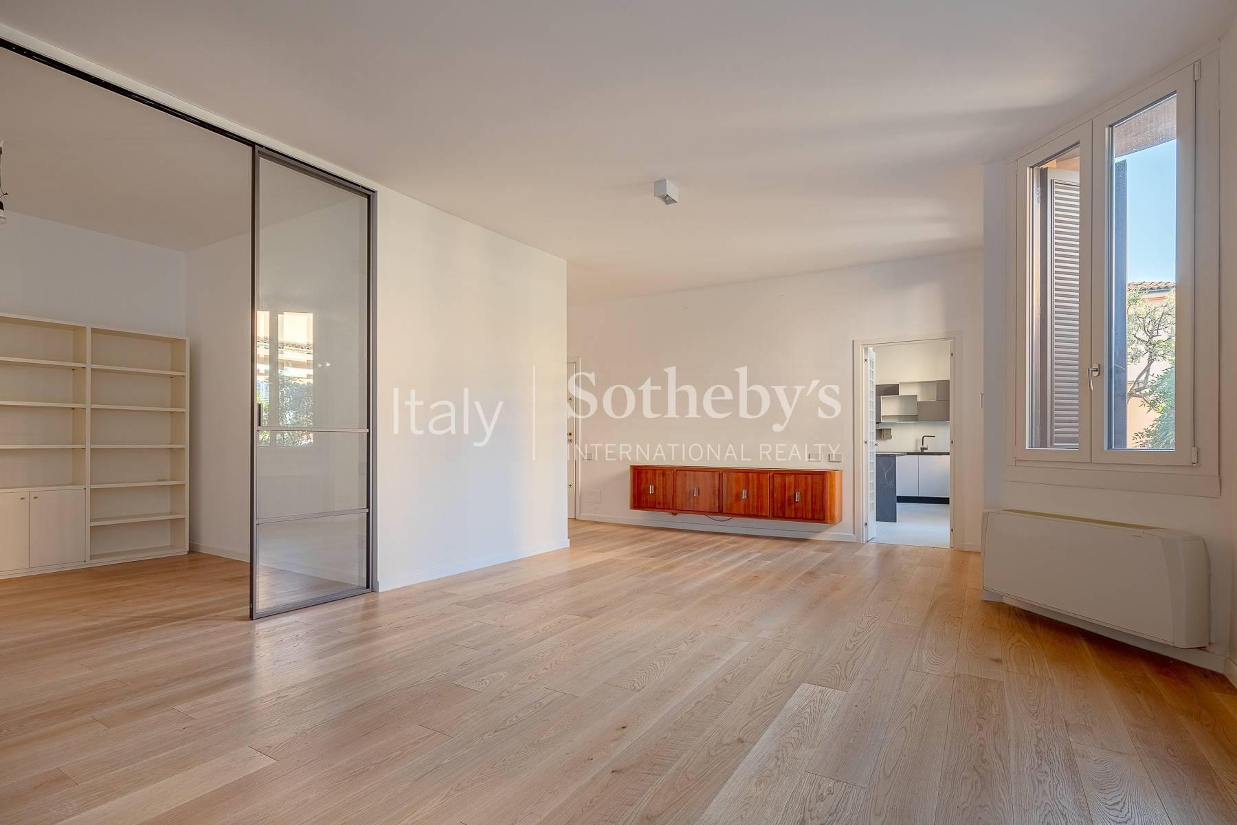 Penthouse in Brera 200 SQM renovated, terrace and double garage - 6