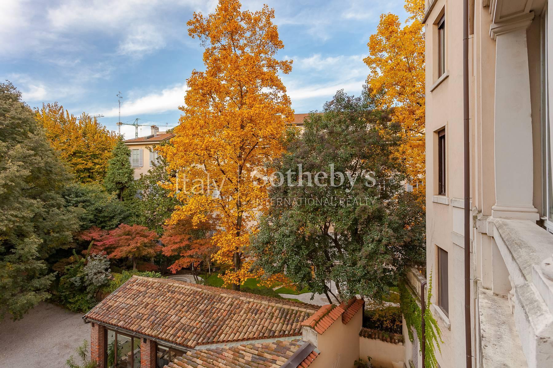 Exclusive property with garden in Via Privata Fratelli Gabba - 8