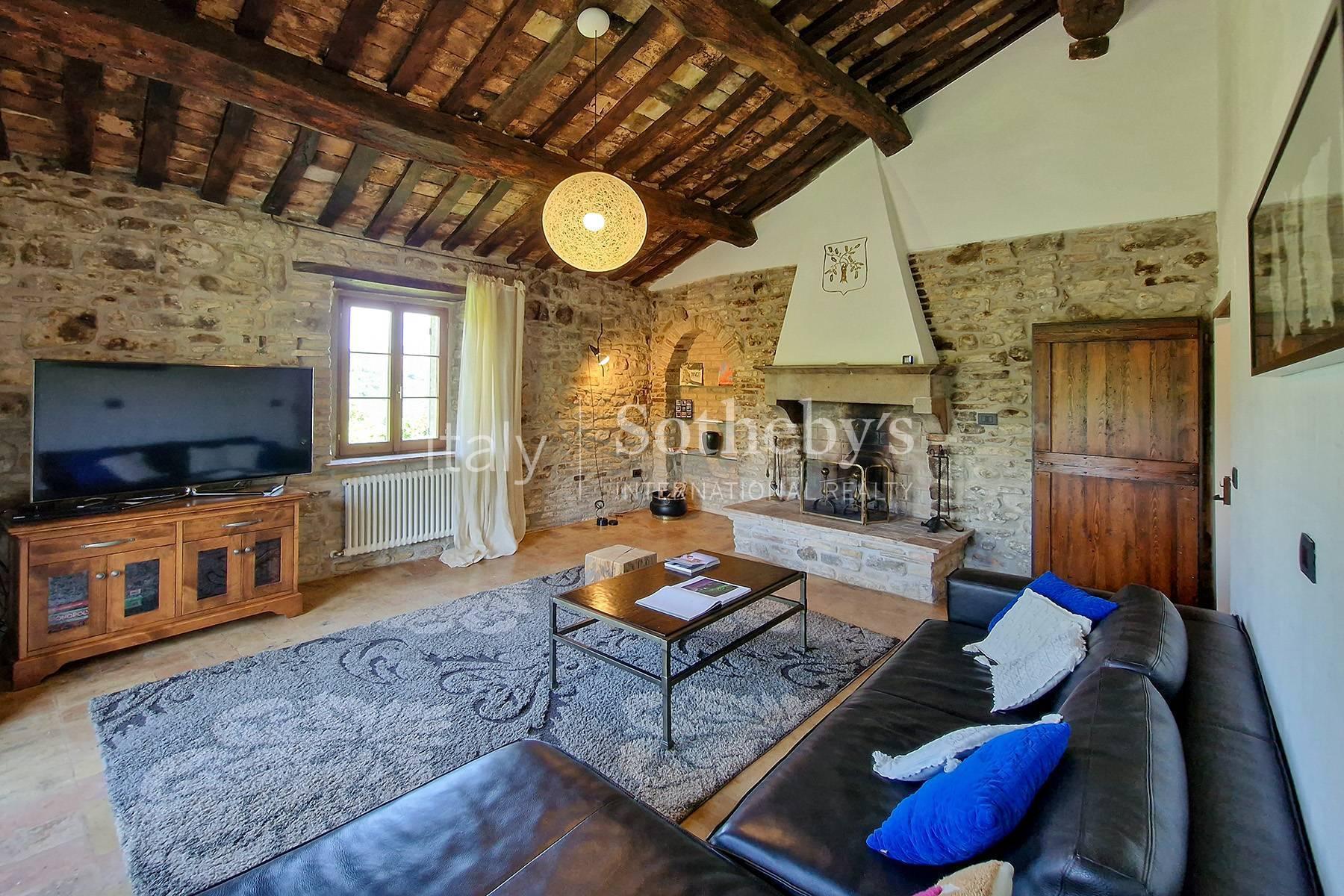 ​​Stunning stone farmhouses in rural period architecture - 11
