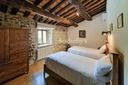 Splendidi casali in pietra con architettura rurale d'epoca, in vendita, Pergola | Sotheby’s Realty Italy - 13