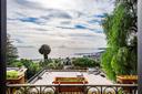 Villa liberty panoramica immersa nel verde, in vendita, Napoli | Sotheby’s Realty Italy - 17