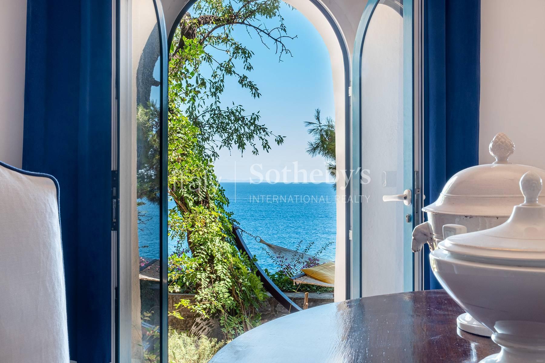 Imposantes von Gae Aulenti entworfenes Anwesen an der Amalfiküste mit Swimmingpool und Zugang zum Meer - 5