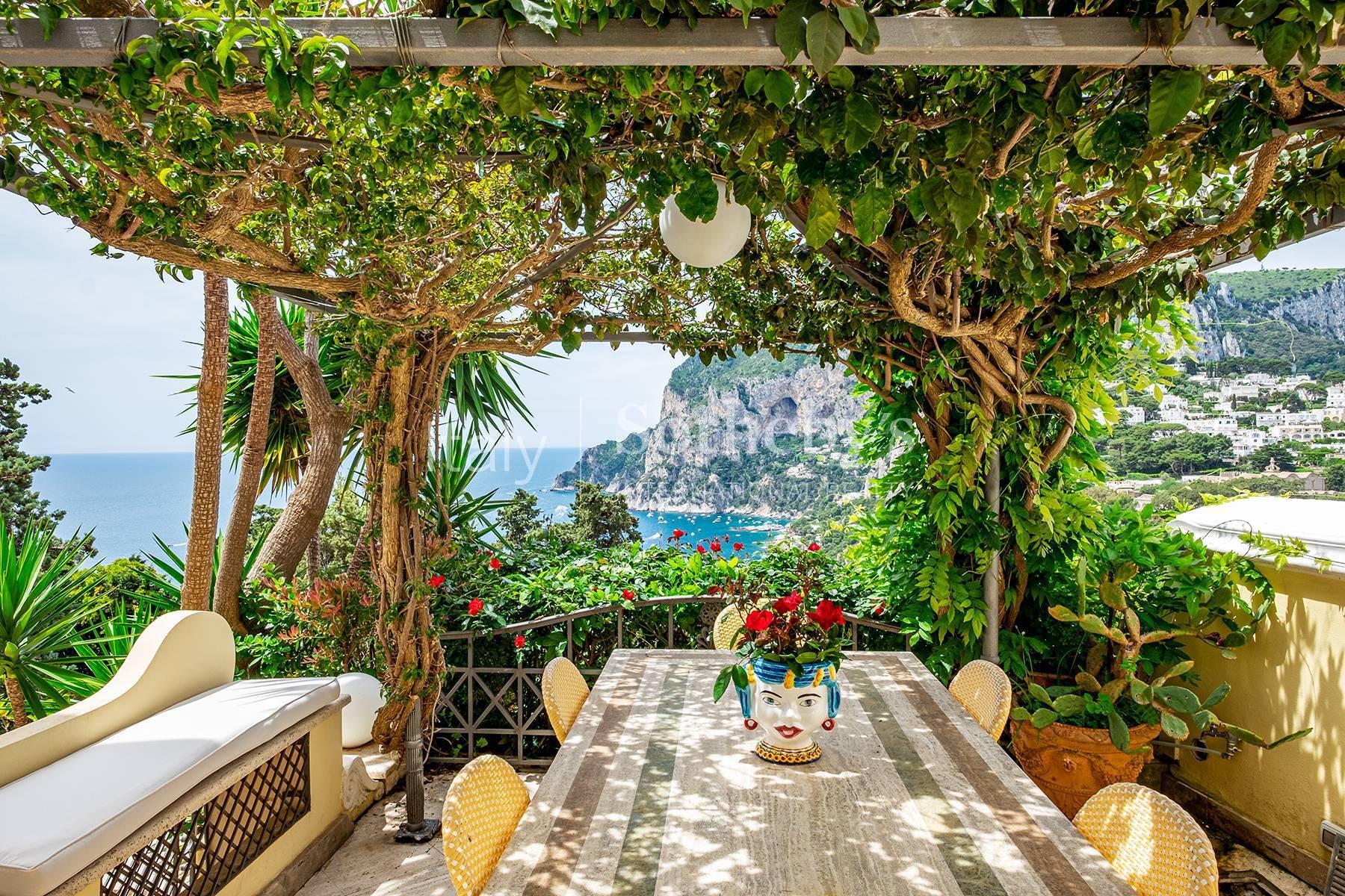 Villa neoclassica con panorama mozzafiato, in vendita, Capri | Sotheby’s Realty Italy - 13