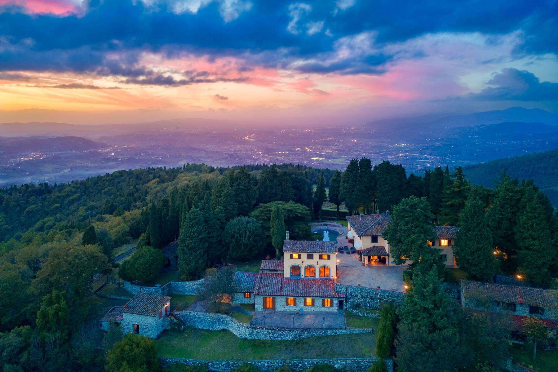 Exklusive toskanische Villa in kurzer Entfernung von Florenz - 1