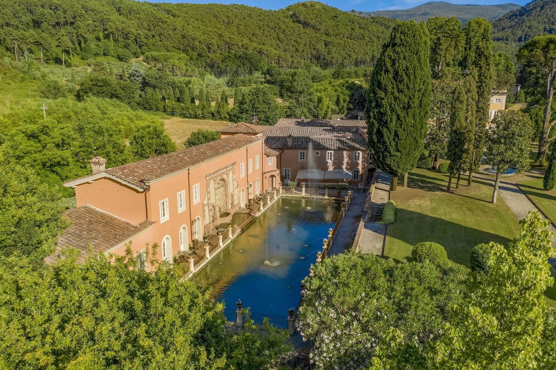 A historic estate in the hills that surround Lucca - 1