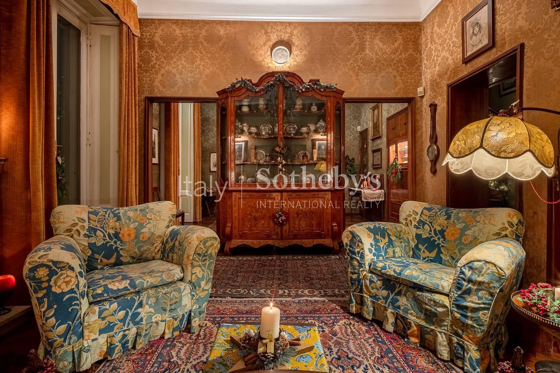 Elegant historic mansion with garden in the center of Milan - 7