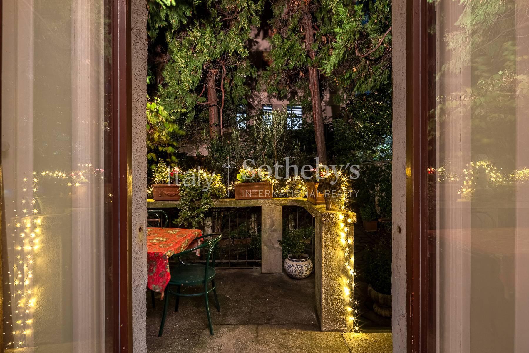 Elegante villa d'epoca con giardino nel centro di Milano, in vendita, Milano | Sotheby’s Realty Italy - 8