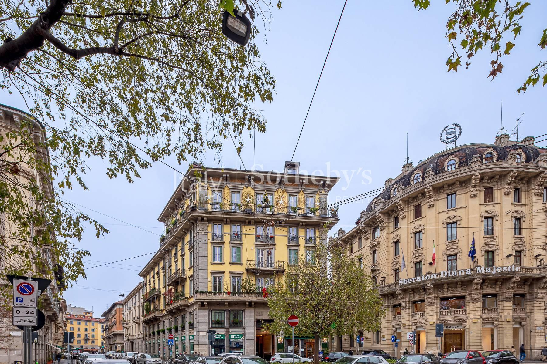 Elegante appartamento con terrazzo in contesto d'epoca, in vendita, Milano | Sotheby’s Realty Italy - 24