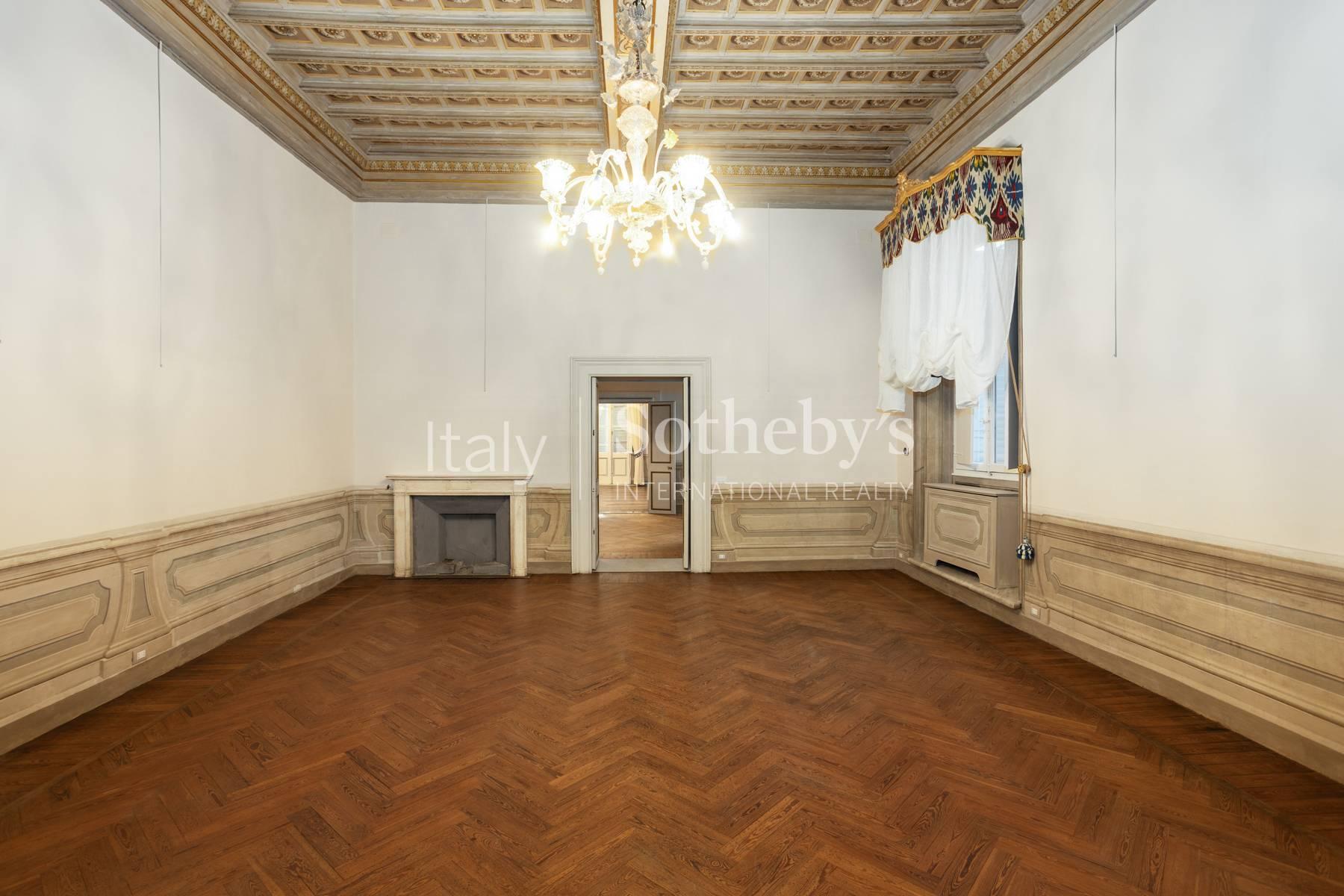 Turn-key apartment in noble palazzo - 6