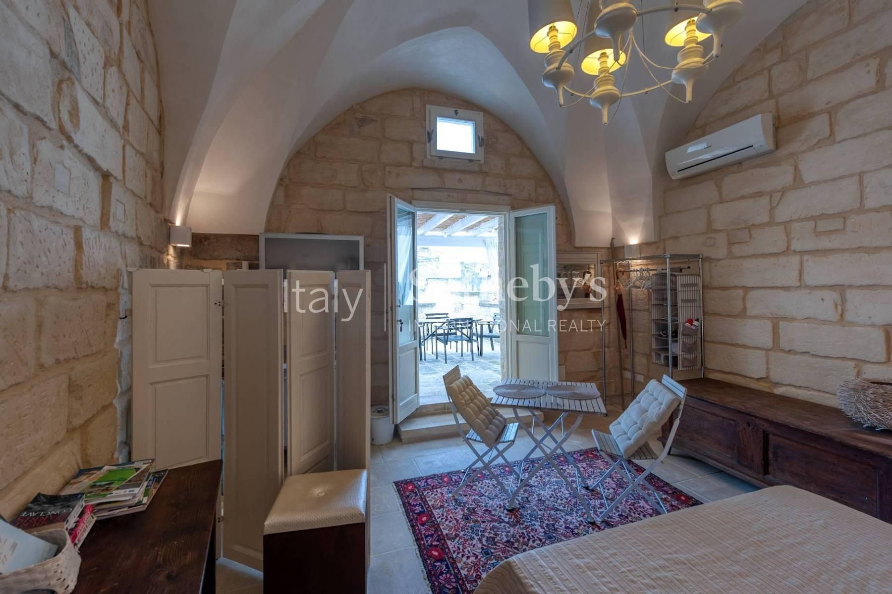 Ancient Salentine residence in Lecce stone - 6