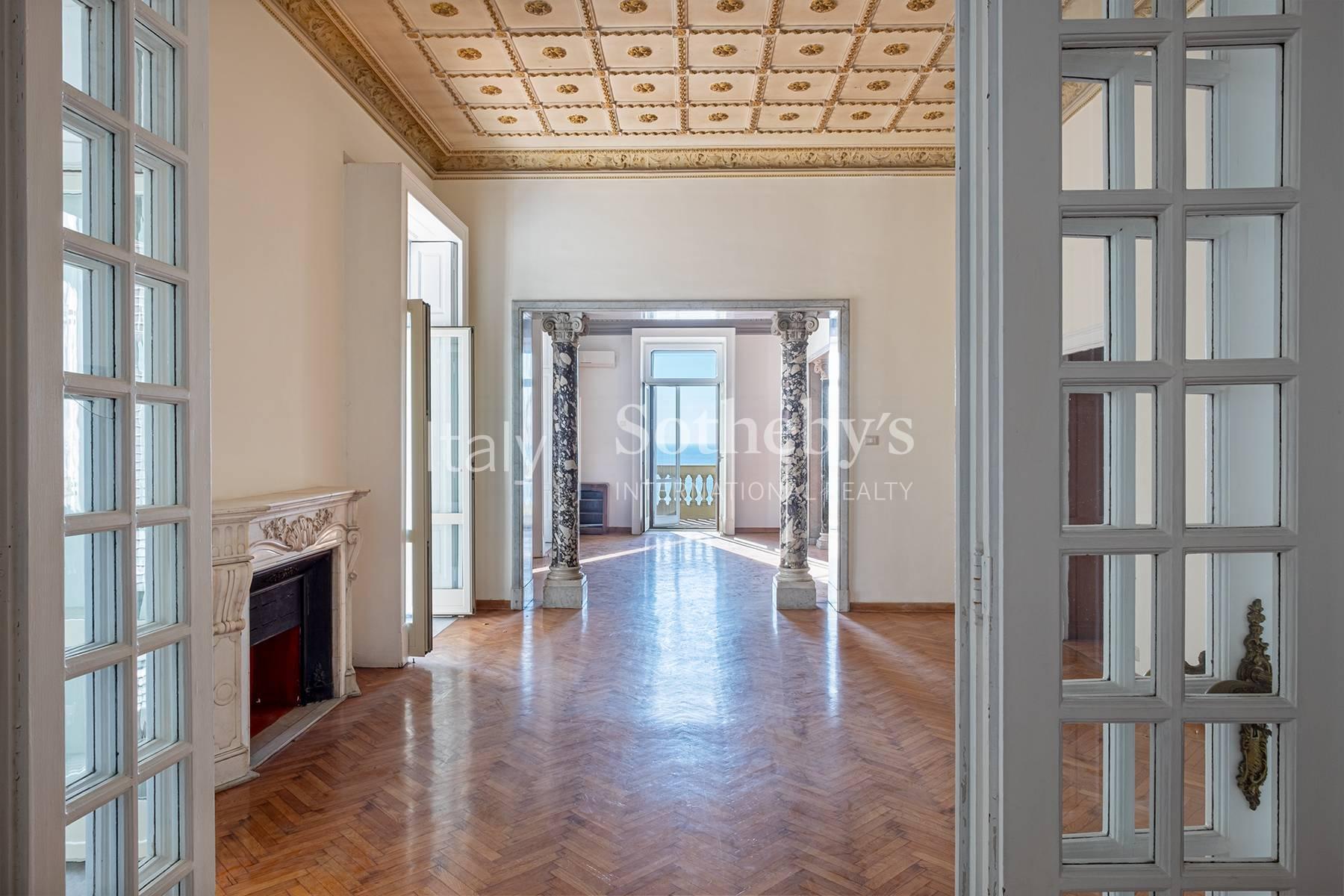 Incantevole appartamento storico con vista mare, in vendita, Napoli | Sotheby’s Realty Italy - 3