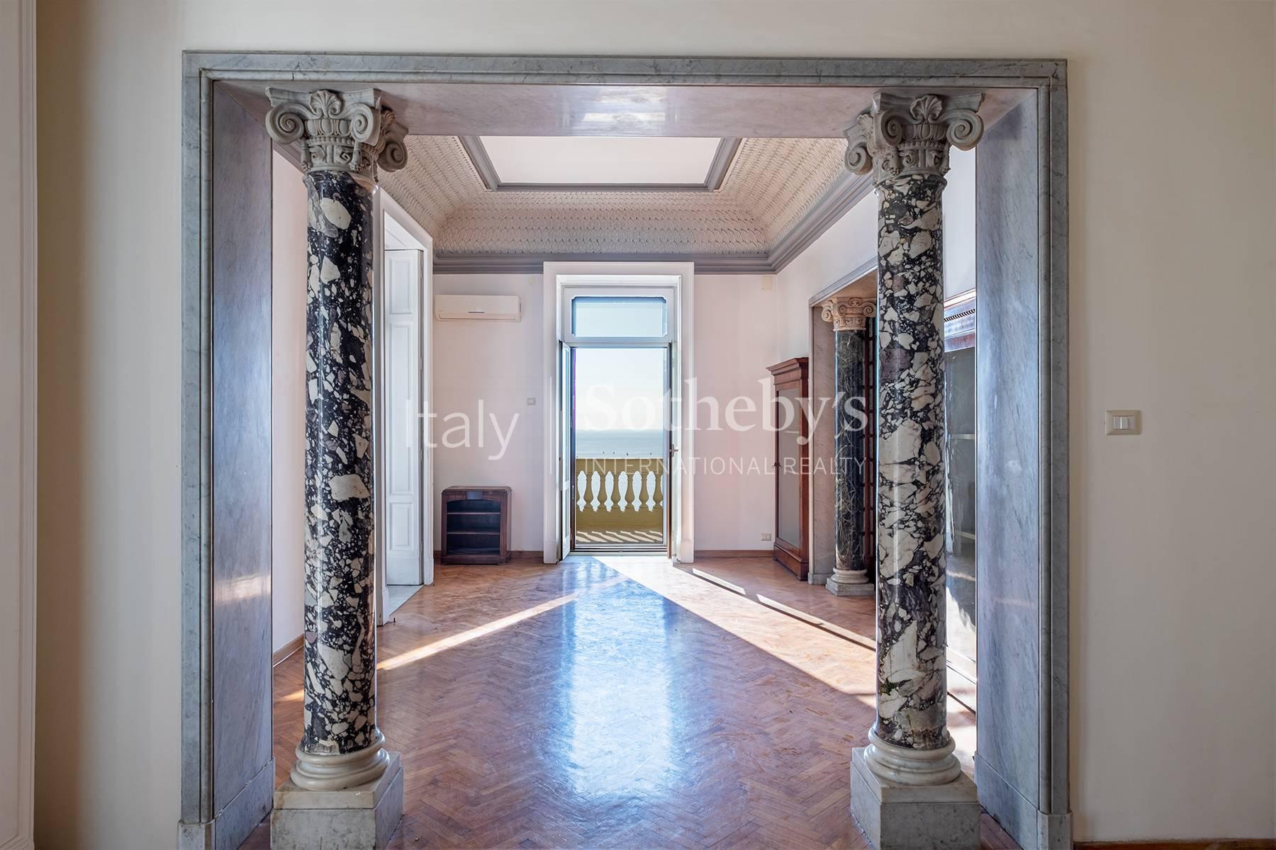 Incantevole appartamento storico con vista mare, in vendita, Napoli | Sotheby’s Realty Italy - 13
