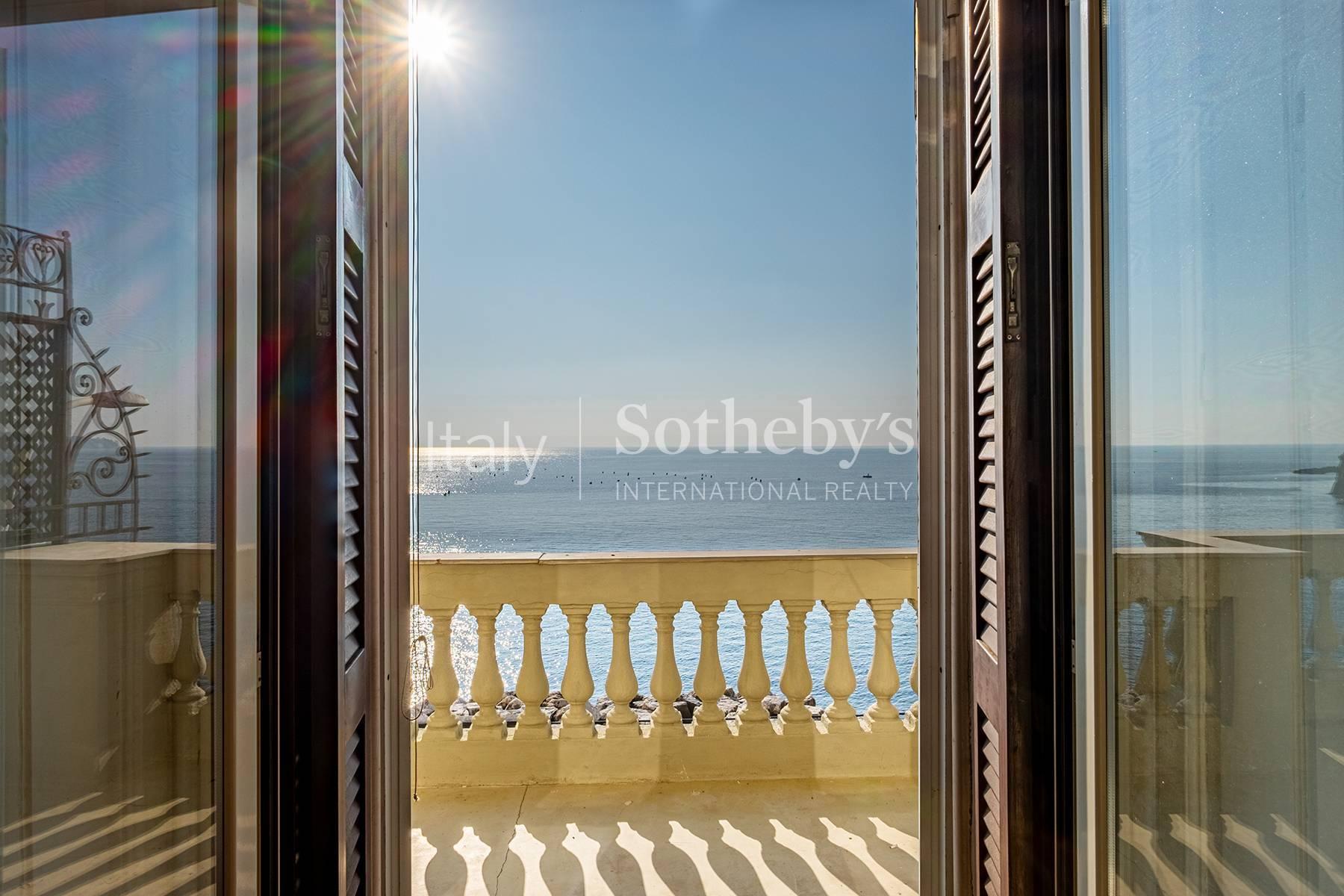 Incantevole appartamento storico con vista mare, in vendita, Napoli | Sotheby’s Realty Italy - 19