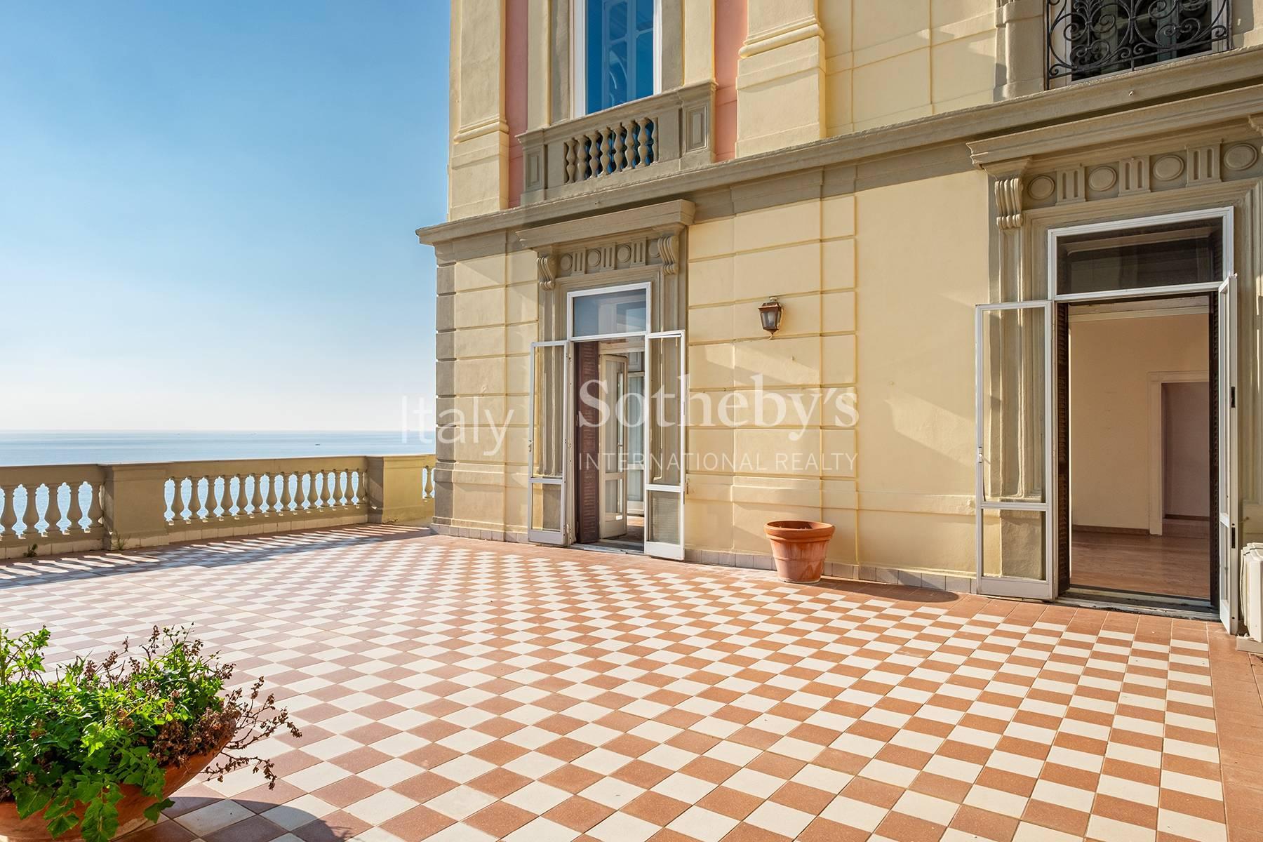 Enchanting historic apartment with sea view - 4