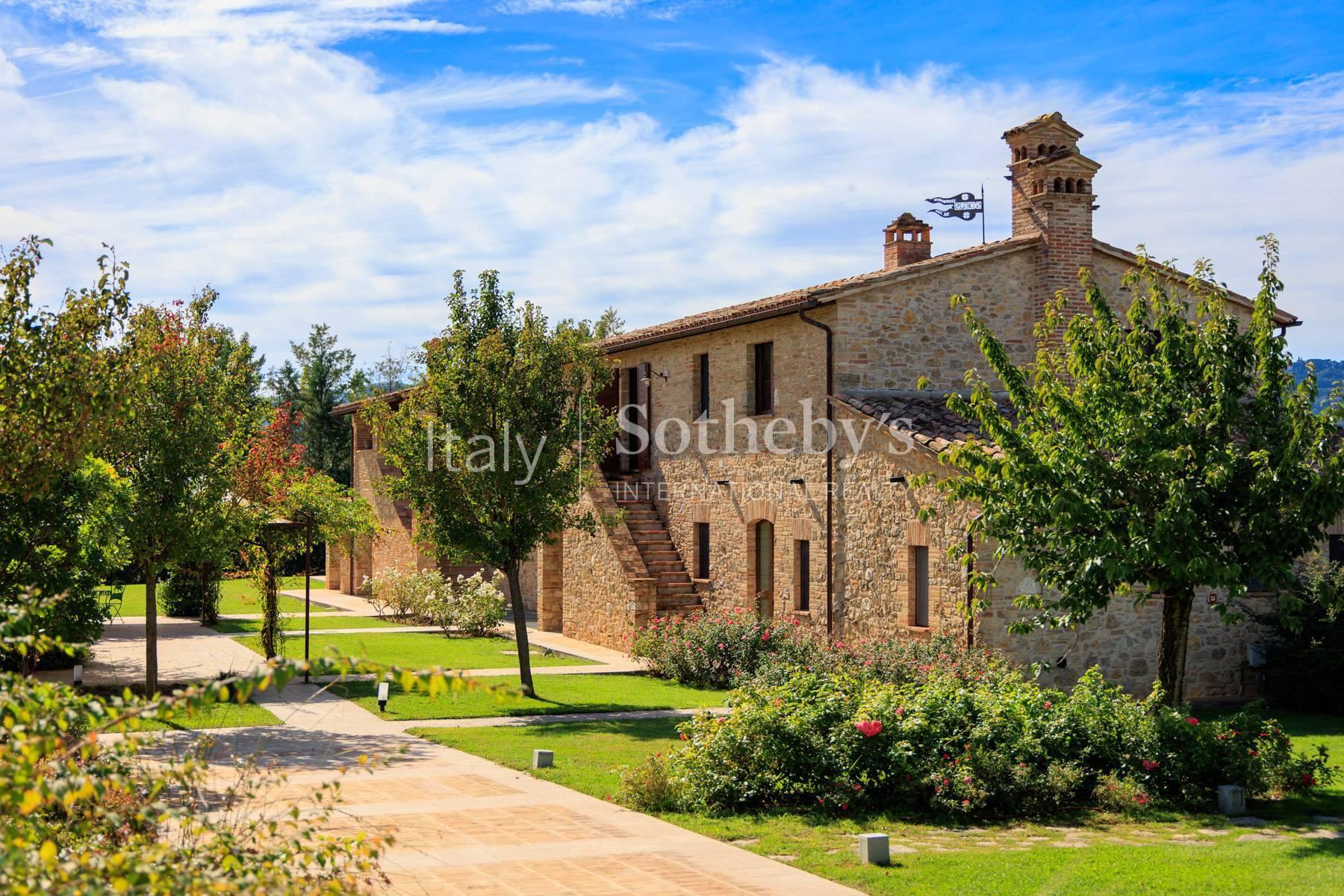 Charming stone farmhouse in Todi - 2