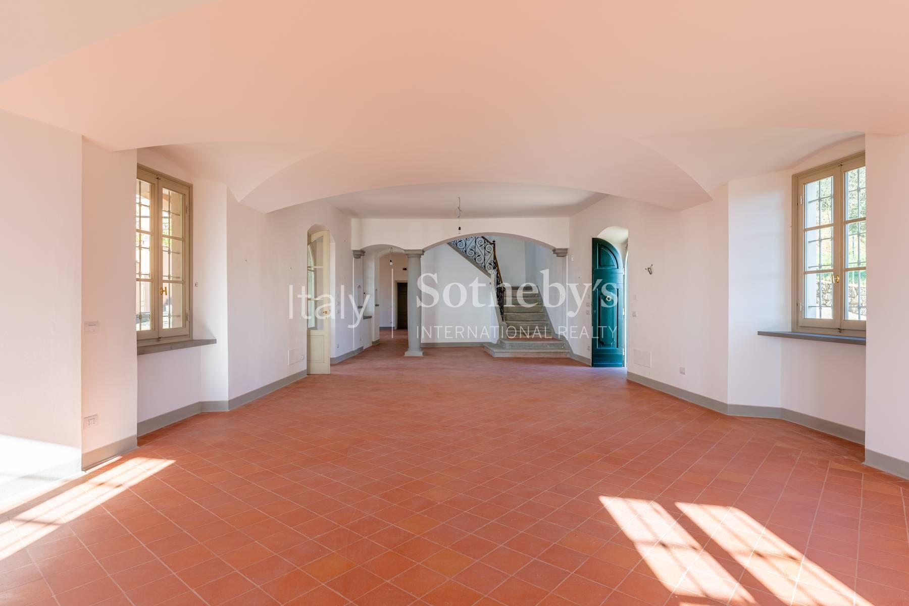 Historic Villa with Chapel on the hills of Pescia - 6