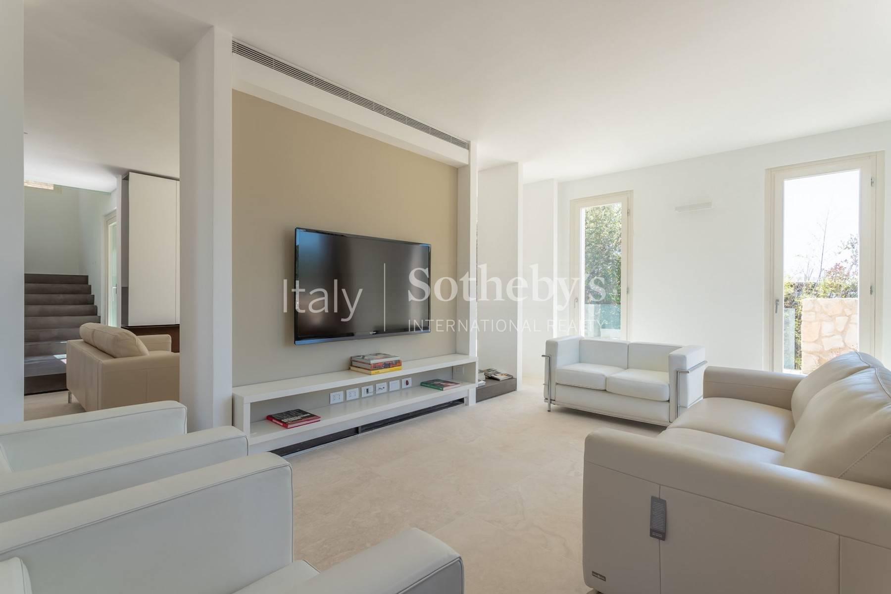 Straordinaria villa in stile contemporaneo con vista mare - 6