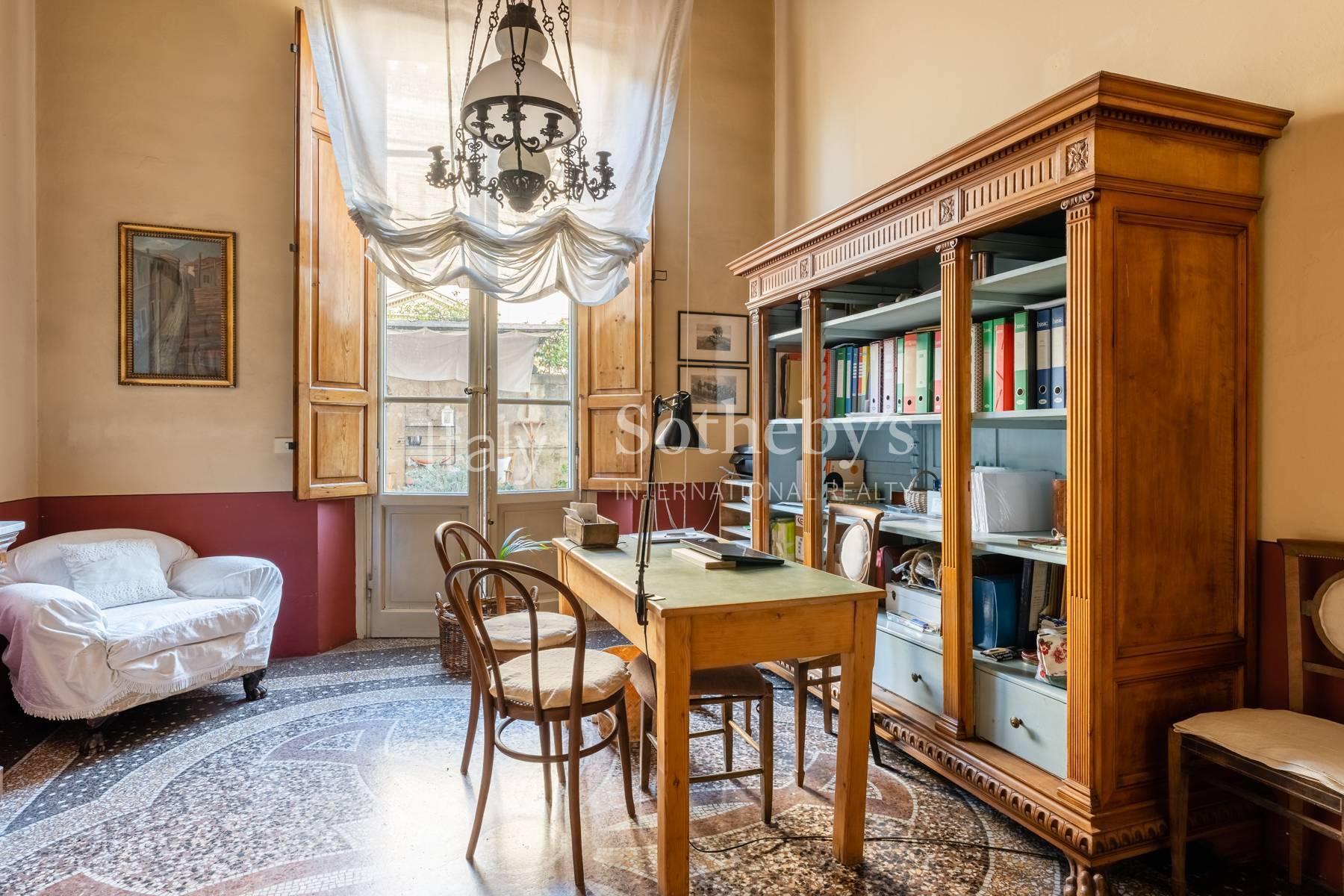 Signorile appartamento con terrazzo  a Lucca, in vendita, Lucca | Sotheby’s Realty Italy - 6