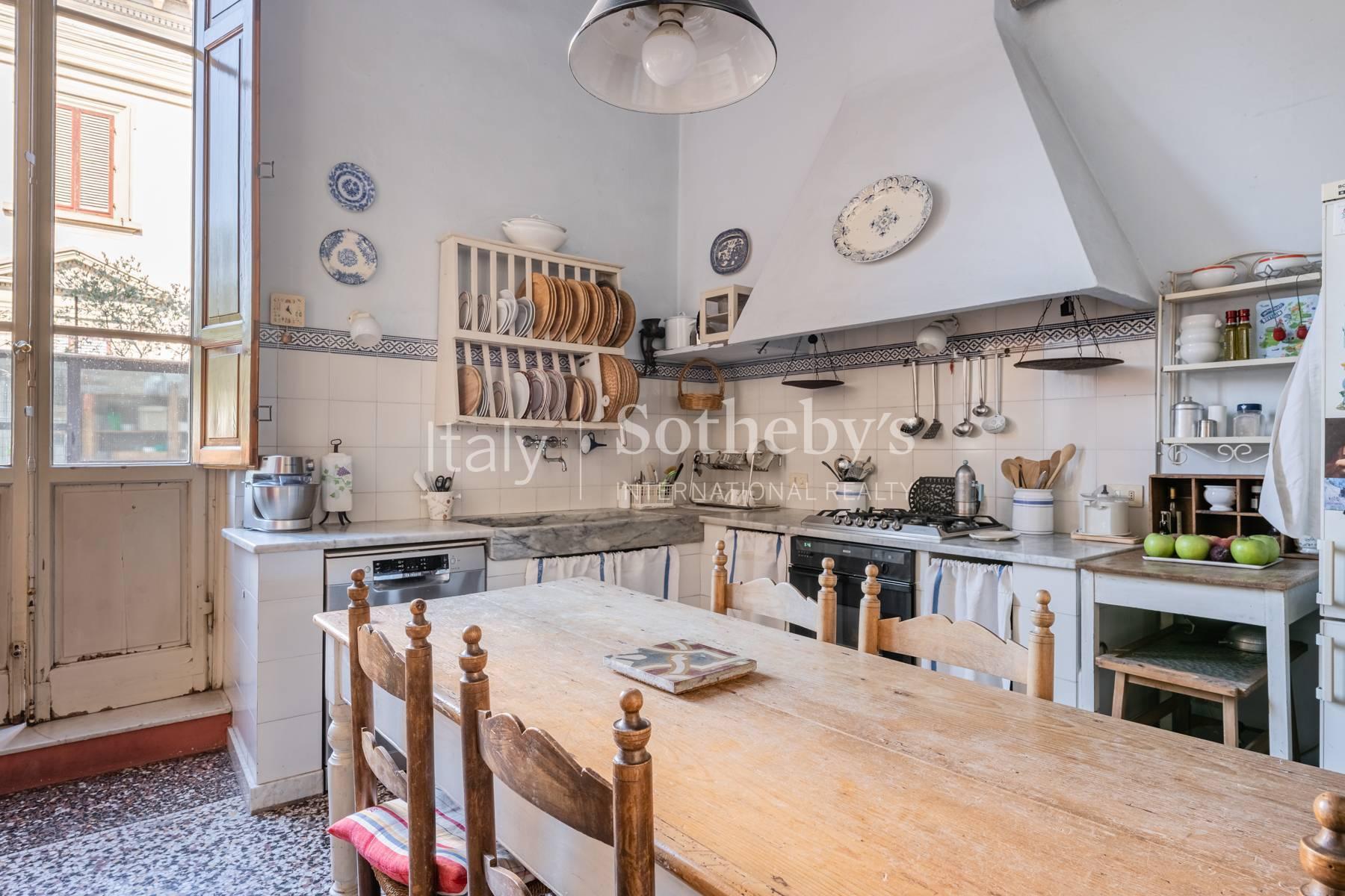 Signorile appartamento con terrazzo  a Lucca, in vendita, Lucca | Sotheby’s Realty Italy - 8