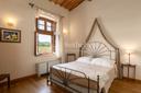 Azienda vitivinicola con antico casale a San Gimignano, in vendita, San Gimignano | Sotheby’s Realty Italy - 17