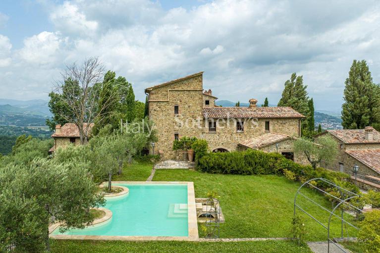 Umbria villas for sale, homes for sale in Italy | Sotheby’s Realty