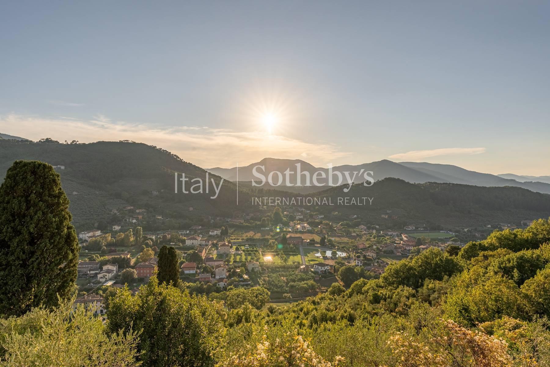 Superb villa with breathtaking views of the Lucca countryside - 5