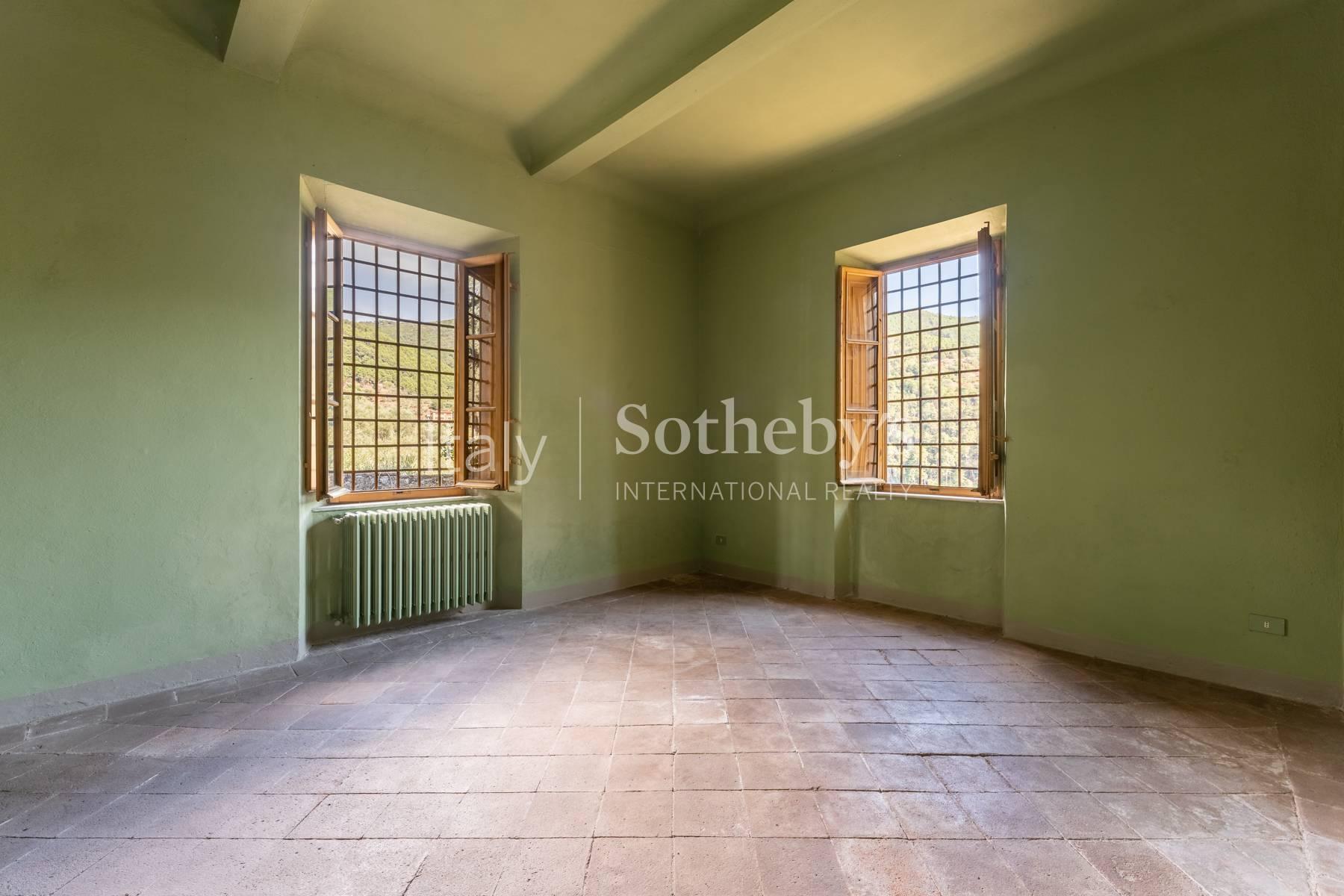 Splendida villa con magnifica vista sulla campagna Lucchese, in vendita, Lucca | Sotheby’s Realty Italy - 9