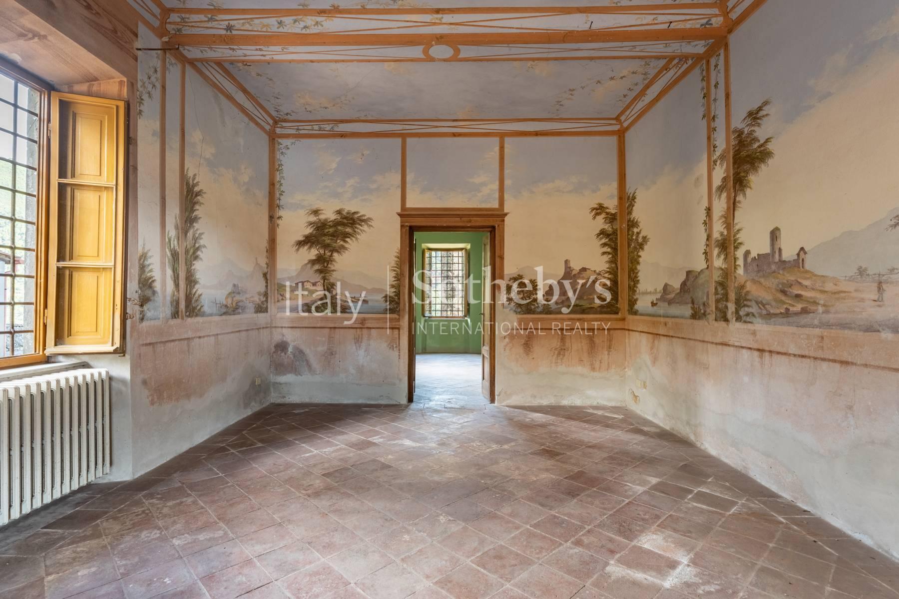 Wunderschöne Villa mit herrlichem Blick auf dem Land von Lucca - 6