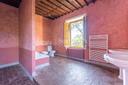 Splendida villa con magnifica vista sulla campagna Lucchese, in vendita, Lucca | Sotheby’s Realty Italy - 25