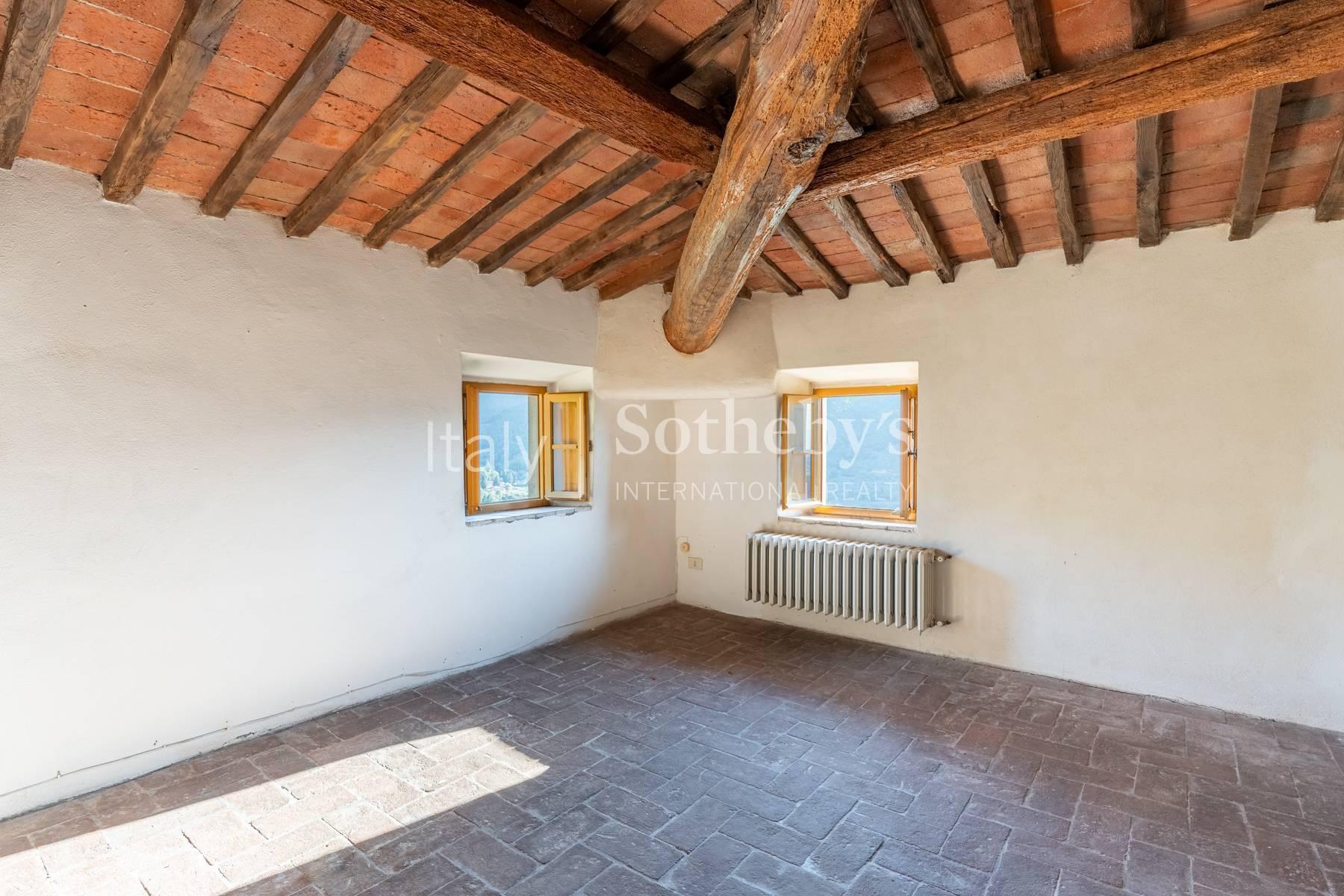 Splendida villa con magnifica vista sulla campagna Lucchese, in vendita, Lucca | Sotheby’s Realty Italy - 24