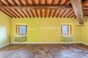 Splendida villa con magnifica vista sulla campagna Lucchese, in vendita, Lucca | Sotheby’s Realty Italy - 17