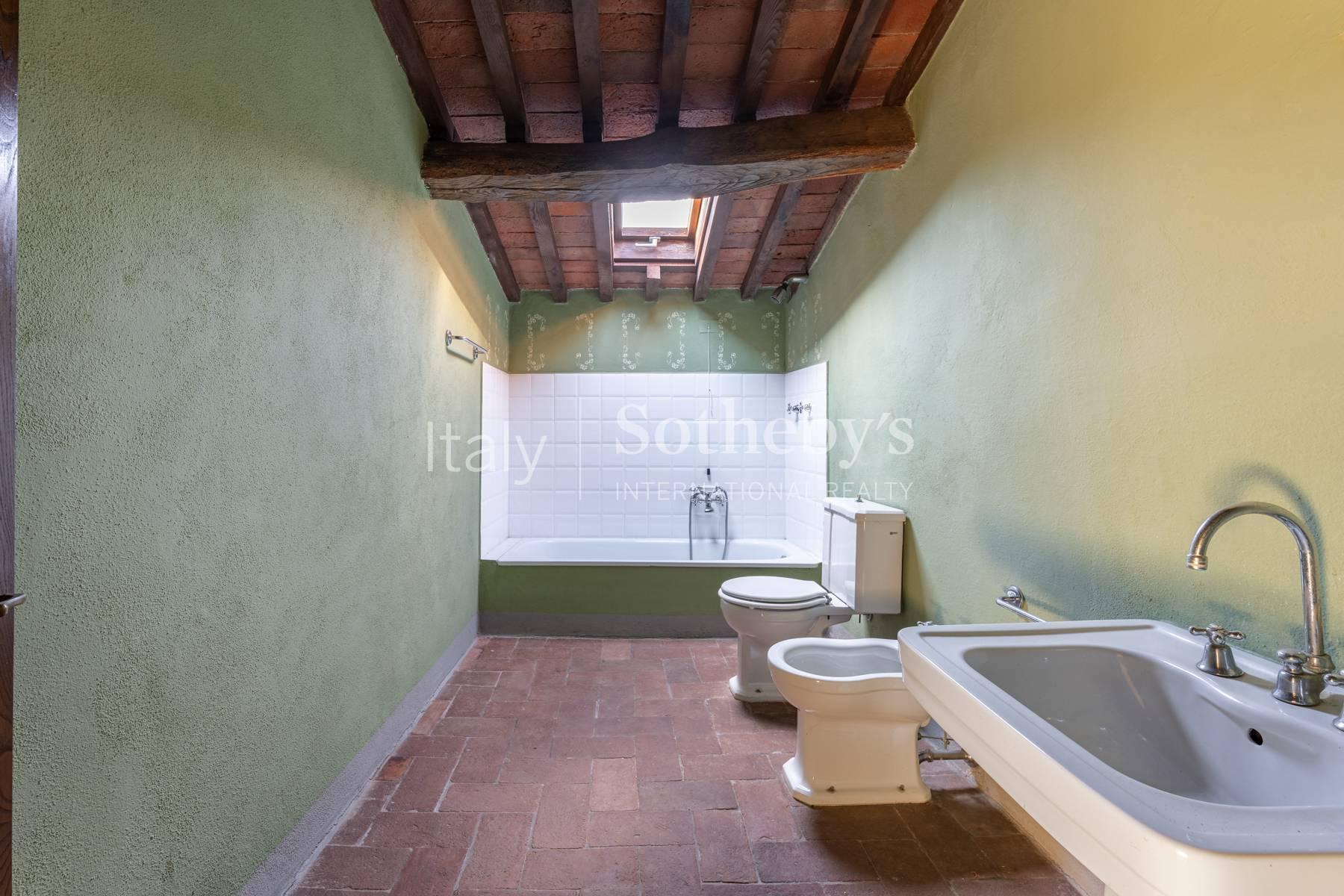 Splendida villa con magnifica vista sulla campagna Lucchese, in vendita, Lucca | Sotheby’s Realty Italy - 26