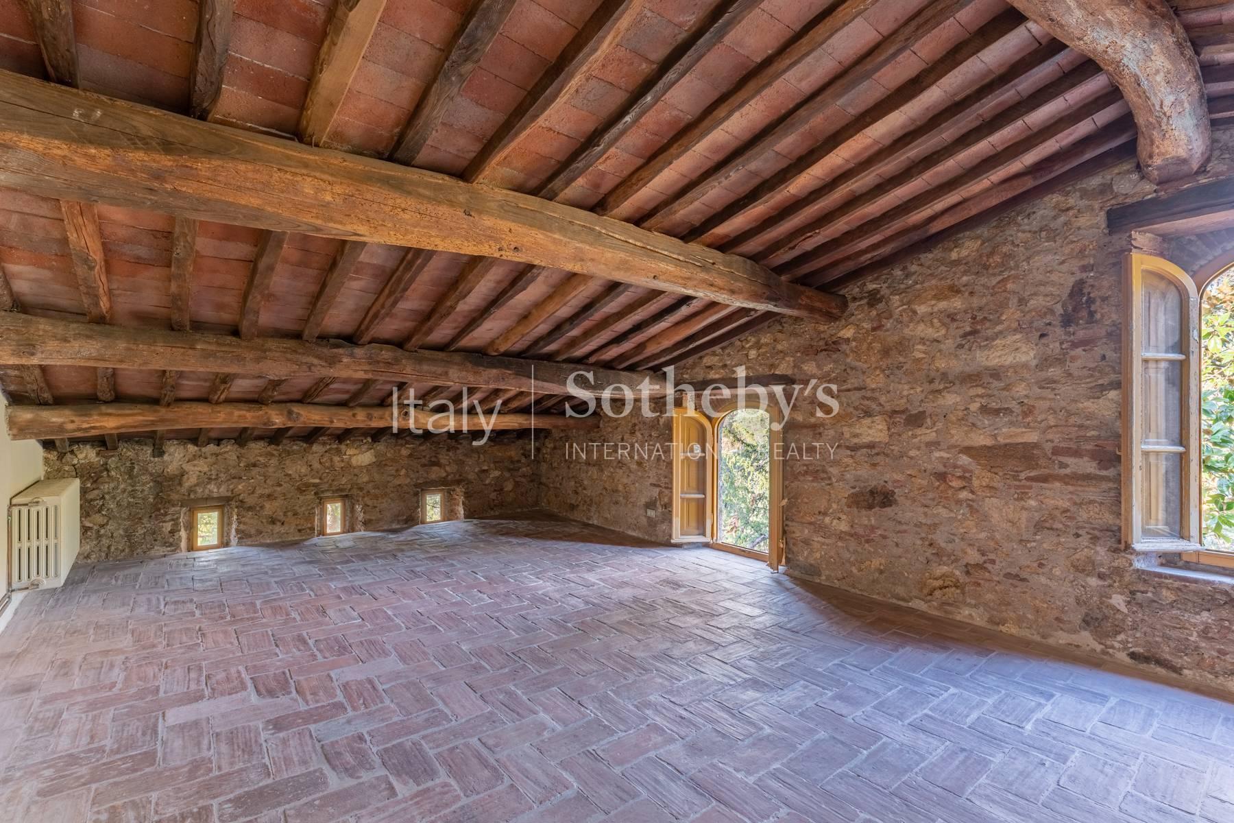 Splendida villa con magnifica vista sulla campagna Lucchese, in vendita, Lucca | Sotheby’s Realty Italy - 23
