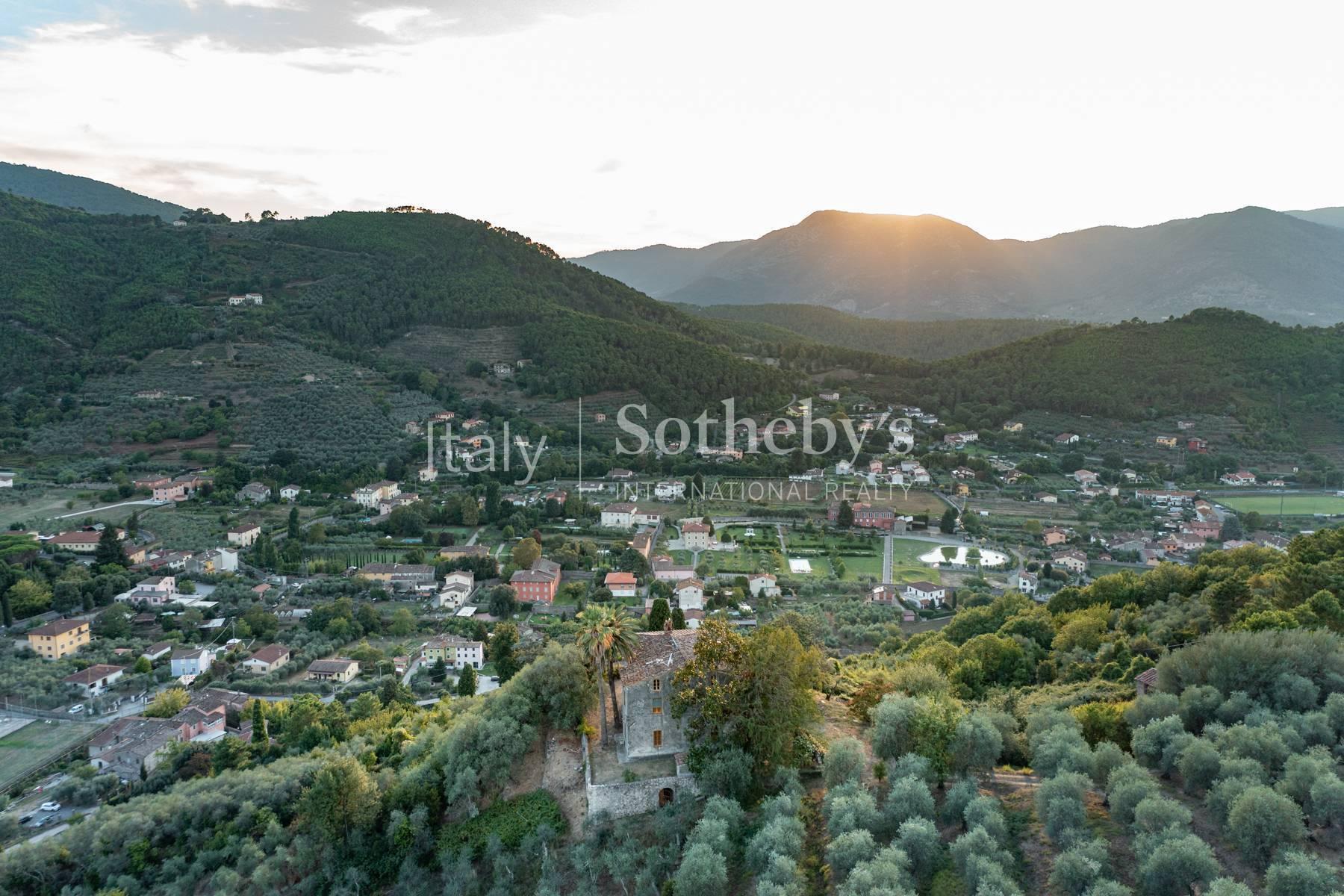 Splendida villa con magnifica vista sulla campagna Lucchese, in vendita, Lucca | Sotheby’s Realty Italy - 30