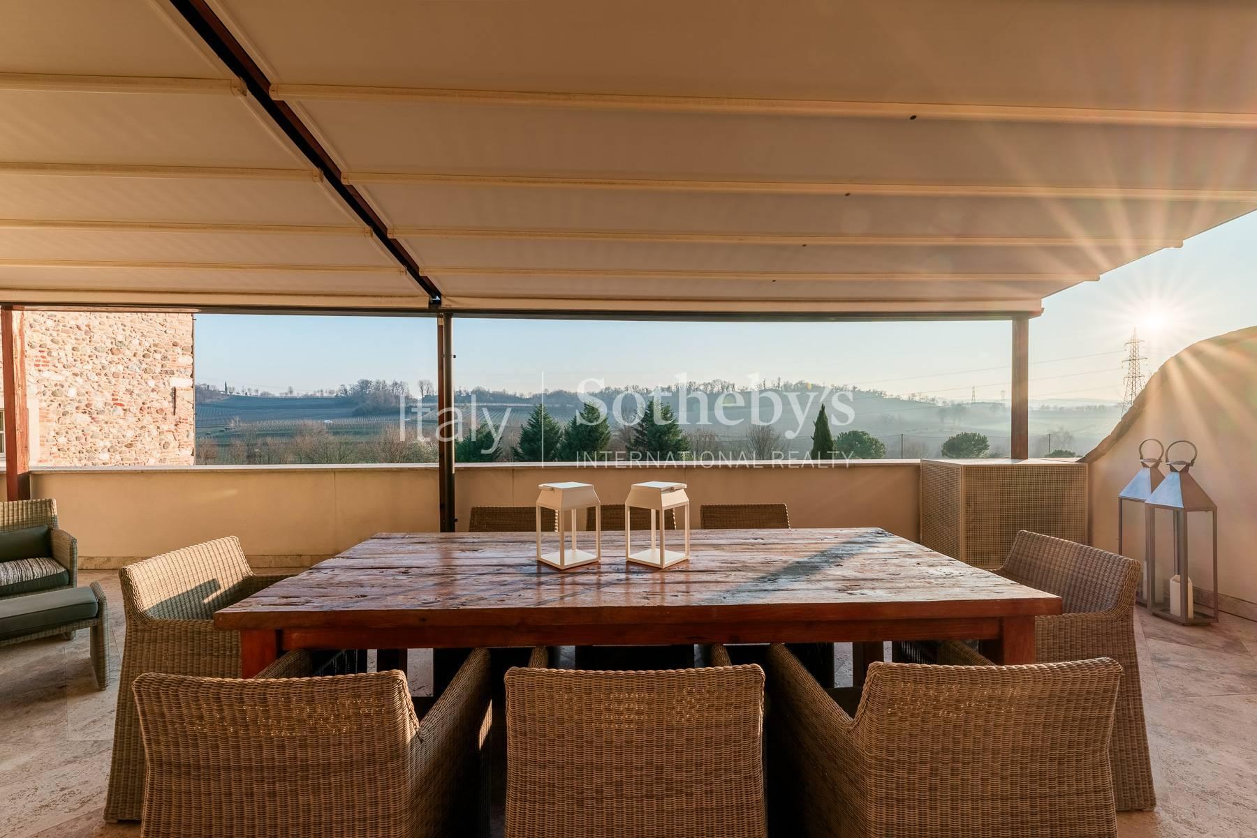 Incantevole attico con terrazza sul campo da golf, in vendita, Pozzolengo | Sotheby’s Realty Italy - 11