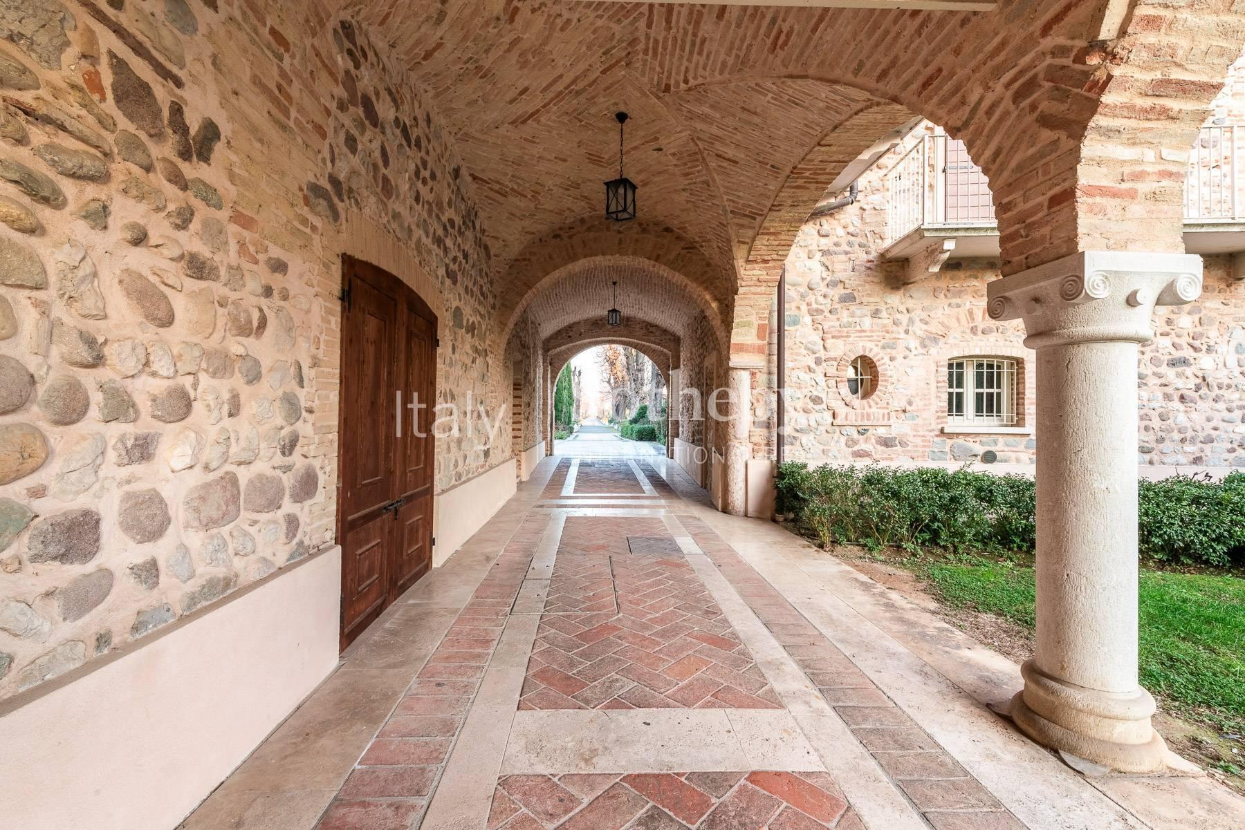 Incantevole attico con terrazza sul campo da golf, in vendita, Pozzolengo | Sotheby’s Realty Italy - 14
