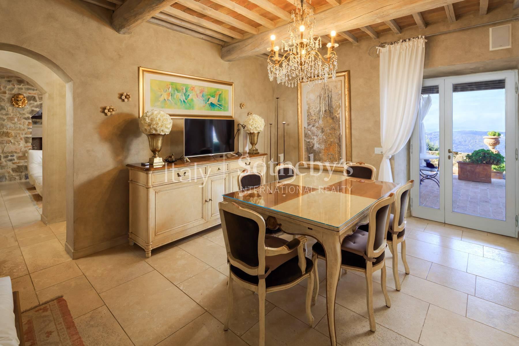 Panoramico casale ad un passo da Montalcino, in vendita, Montalcino | Sotheby’s Realty Italy - 11