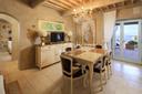 Panoramico casale ad un passo da Montalcino, in vendita, Montalcino | Sotheby’s Realty Italy - 11
