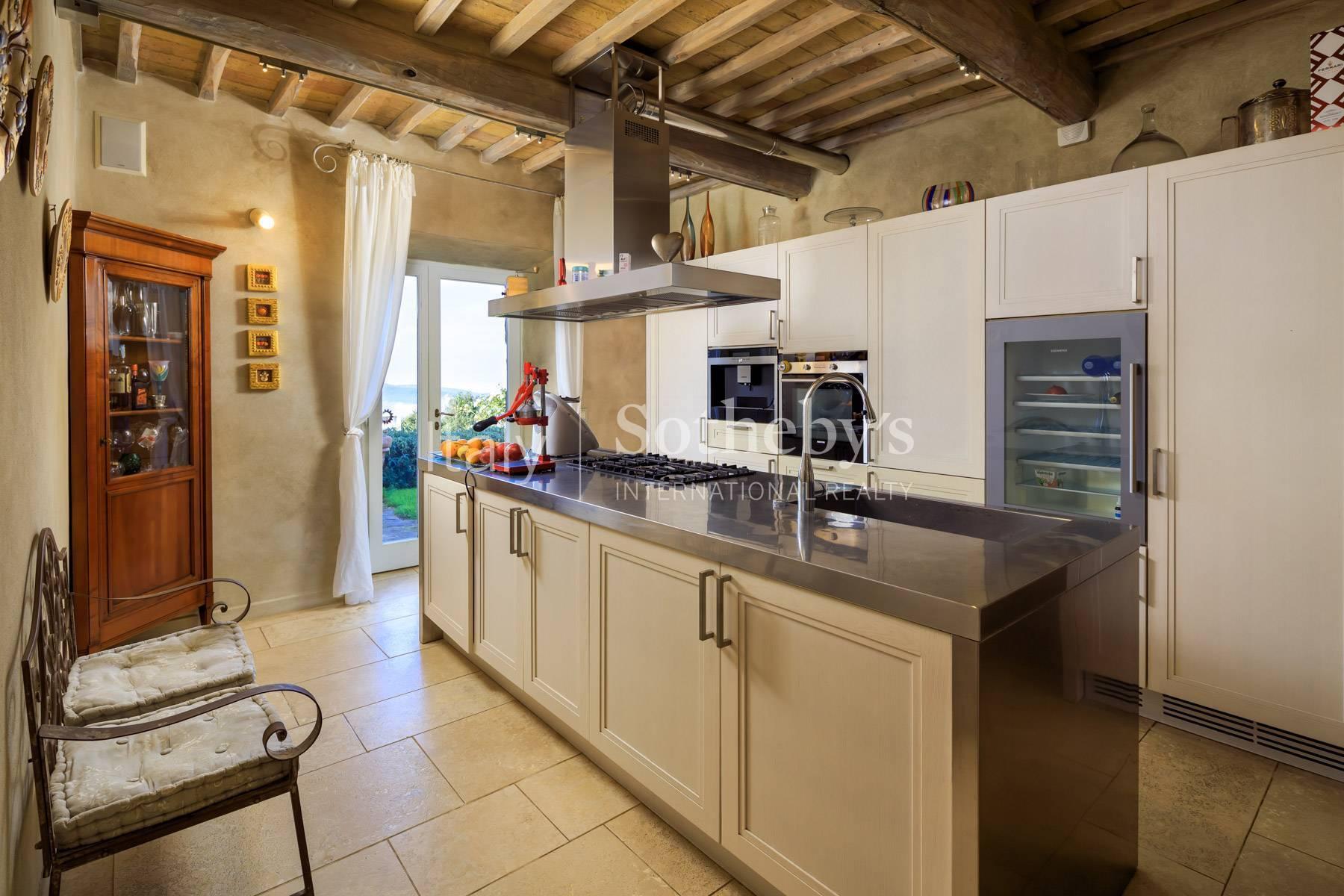Panoramico casale ad un passo da Montalcino, in vendita, Montalcino | Sotheby’s Realty Italy - 13