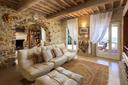 Panoramico casale ad un passo da Montalcino, in vendita, Montalcino | Sotheby’s Realty Italy - 12